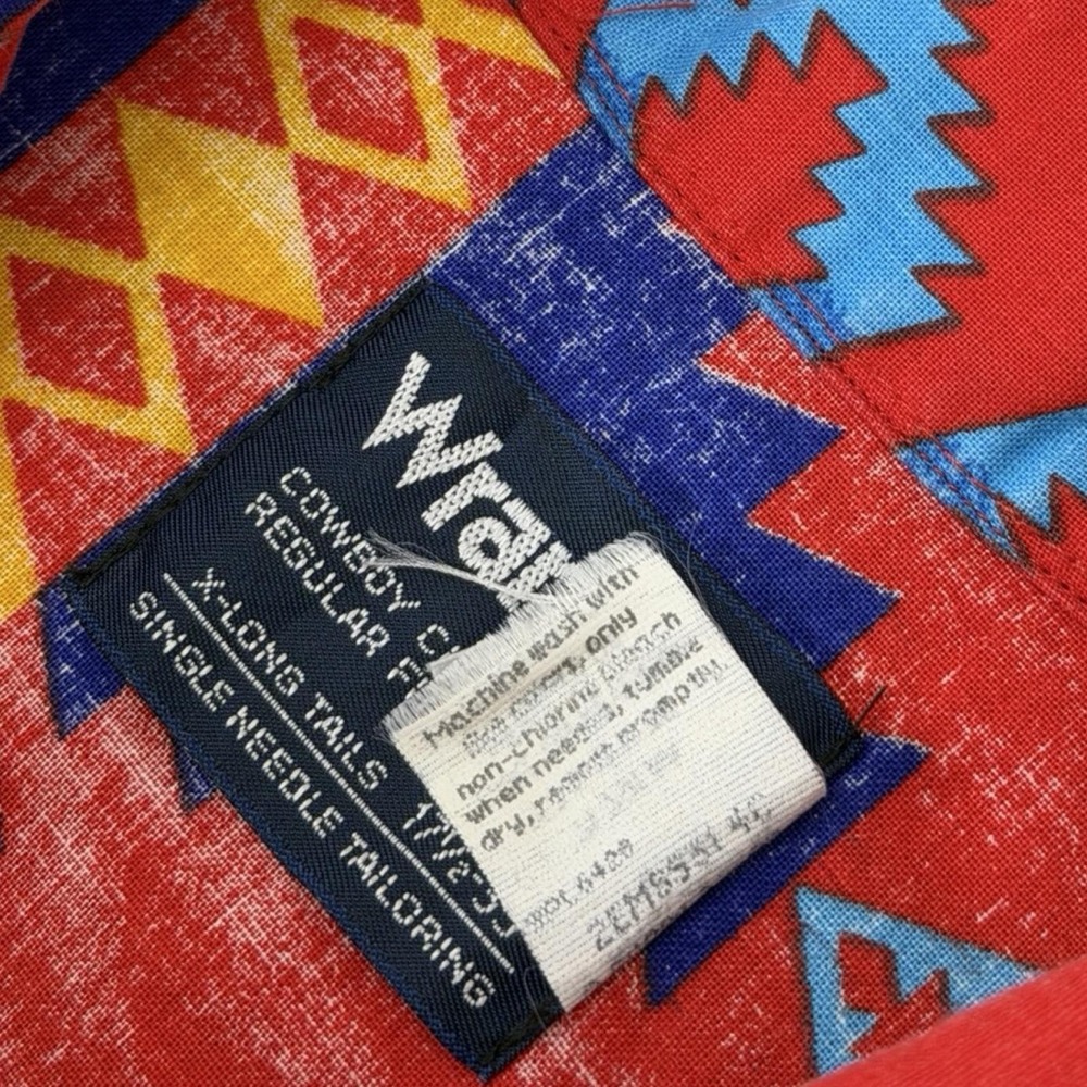 Wrangler Cowboy Cut Mens XL Aztec Western X-Long Tails Shirt - Picture 7 of 7